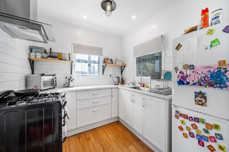 Photo of property in 19 South Crescent, Amberley, 7481