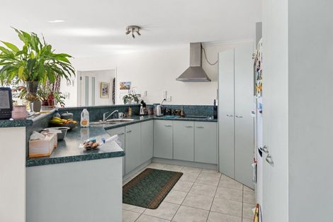 Photo of property in 1 Cobbe Place, Pomare, Rotorua, 3015