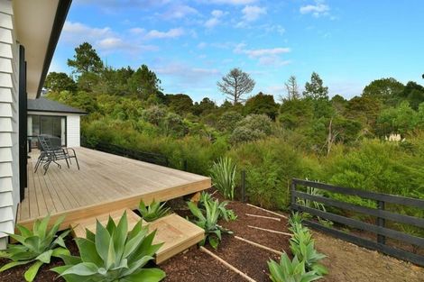 Photo of property in 9 Pheasant Close, Stanmore Bay, Whangaparaoa, 0932