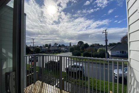 Photo of property in 588c Te Atatu Road, Te Atatu Peninsula, Auckland, 0610