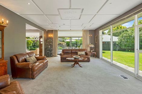 Photo of property in 214 Grahams Road, Burnside, Christchurch, 8053