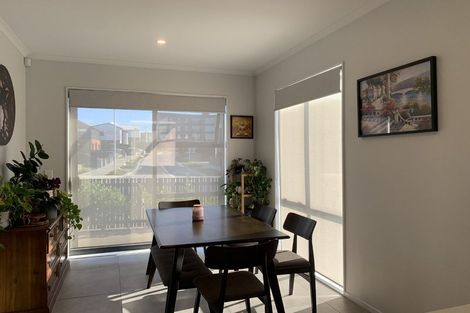 Photo of property in 18 Te Rito Road, Hobsonville, Auckland, 0616