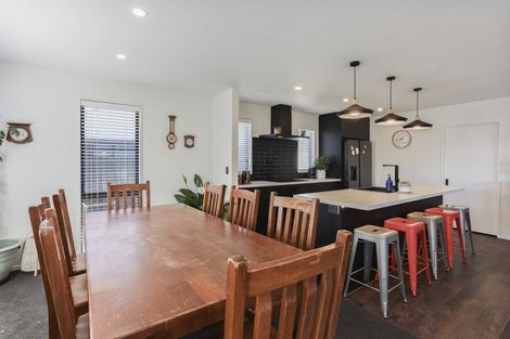 Photo of property in 7 Valour Drive, Rangiora, 7400