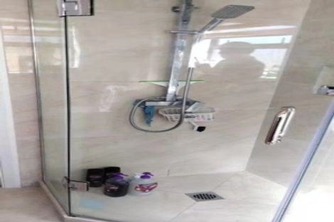 Photo of property in 2 Kilcadden Drive, Flat Bush, Auckland, 2019