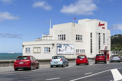 Photo of property in 55u6 Apu Crescent, Lyall Bay, Wellington, 6022