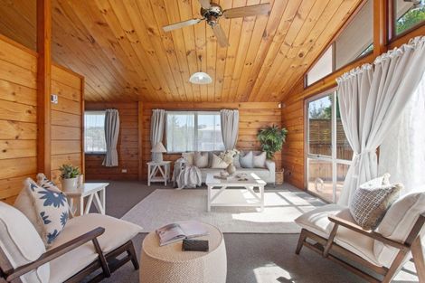 Photo of property in 14 Petrie Street, Pomare, Rotorua, 3015