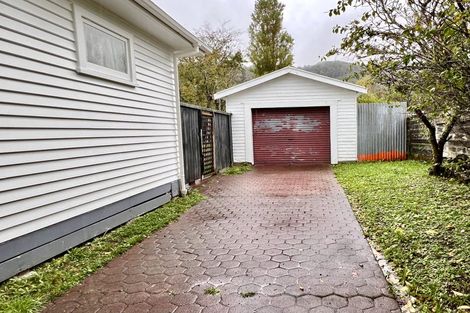 Photo of property in 7 Hay Street, Wainuiomata, Lower Hutt, 5014