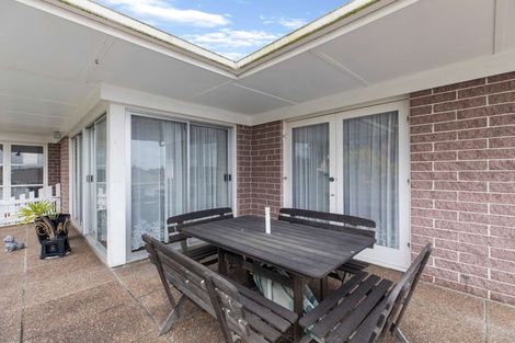 Photo of property in 21 Mellsop Avenue, Waiuku, 2123