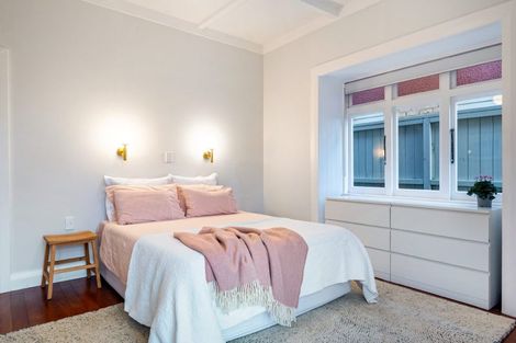 Photo of property in 12 Glade Place, Birkenhead, Auckland, 0626