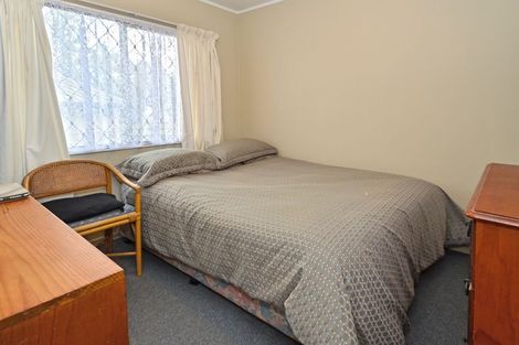 Photo of property in 2/9 Maplesden Drive, Clendon Park, Auckland, 2103