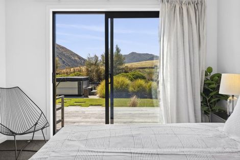 Photo of property in 75 Infinity Drive, Wanaka, 9305