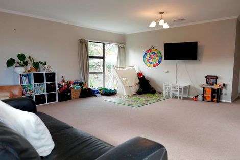 Photo of property in 86-88 Mcleavey Road, Ohau, Levin, 5570