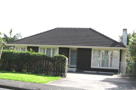 Photo of property in 48 Kervil Avenue, Te Atatu Peninsula, Auckland, 0610