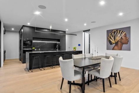 Photo of property in 17a Roland Road, Greenhithe, Auckland, 0632