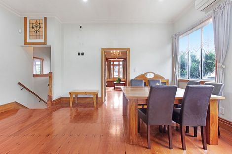 Photo of property in 6 Wellesley Road, Mangere Bridge, Auckland, 2022