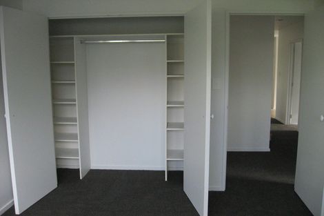 Photo of property in 32 Koromiko Street, New Lynn, Auckland, 0600