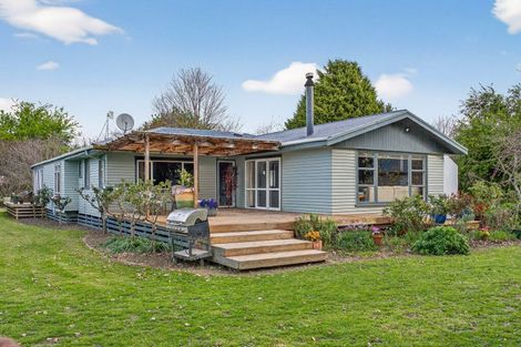 Photo of property in 8 Ingram Road, Waerengaahika, Gisborne, 4071