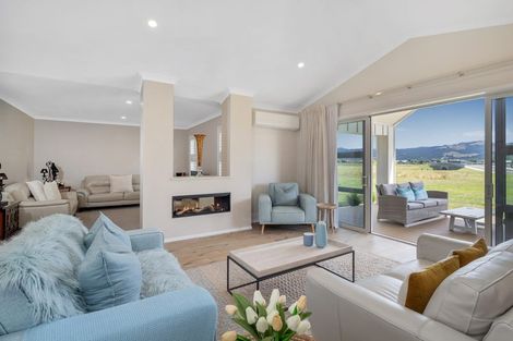 Photo of property in 5 Onerere Drive, Whitianga, 3510