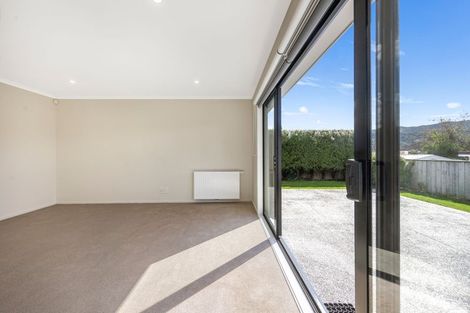 Photo of property in 13 Henrietta Maxwell Grove, Wainuiomata, Lower Hutt, 5014