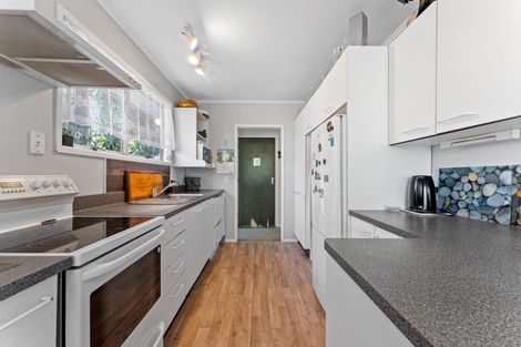Photo of property in 6 Metcalfe Road, Ranui, Auckland, 0612