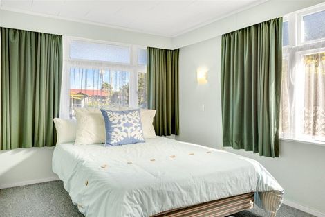 Photo of property in 67 Russell Street, Westport, 7825