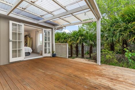 Photo of property in 10 Allender Drive, Torbay, Auckland, 0630