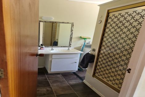 Photo of property in 33a Oriwa Street, Waikanae, 5036