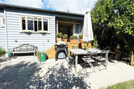 Photo of property in 26 Egremont Street, Belmont, Auckland, 0622