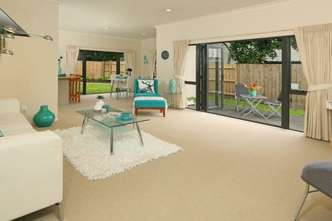Photo of property in 107a Glendale Road, Glen Eden, Auckland, 0602