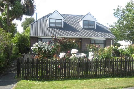 Photo of property in 67 Corson Avenue, Beckenham, Christchurch, 8023