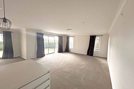 Photo of property in 12 Longbow Terrace, Flagstaff, Hamilton, 3210