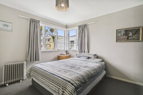 Photo of property in 5 East Street, Petone, Lower Hutt, 5012