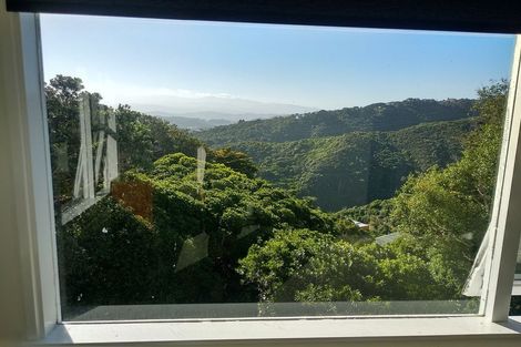 Photo of property in 21 Highbury Crescent, Highbury, Wellington, 6012