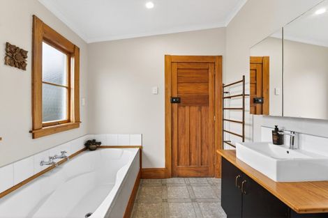 Photo of property in 921 Willowpark Road North, Mayfair, Hastings, 4122