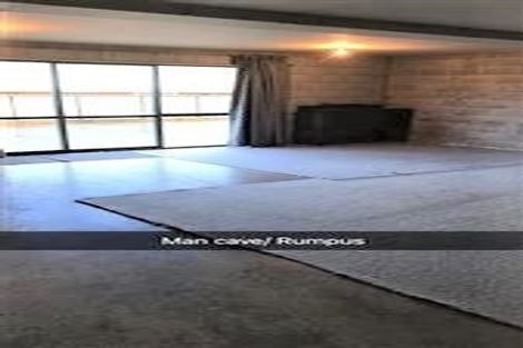 Photo of property in 45b Kakariki Grove, Waikanae, 5036