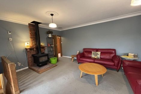 Photo of property in 1 Durie Vale Road, Durie Hill, Whanganui, 4500