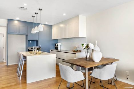 Photo of property in 1/69 Lake Road, Devonport, Auckland, 0624