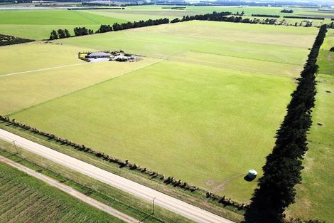 Photo of property in 26f Enderby Drive, Te Atatu Peninsula, Auckland, 0610