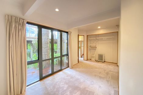 Photo of property in 31 York Road, Titirangi, Auckland, 0604
