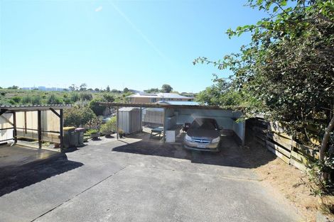 Photo of property in 87a Edmonton Road, Henderson, Auckland, 0612