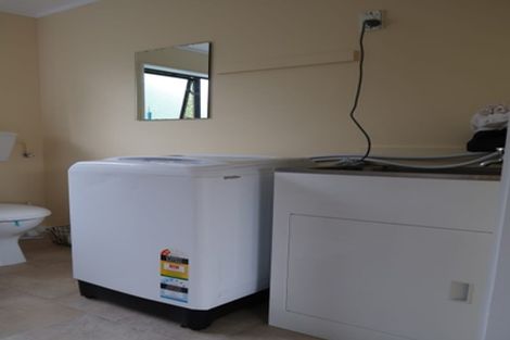 Photo of property in 35b Sunhaven Drive, Newlands, Wellington, 6037