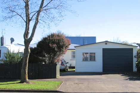 Photo of property in 16 Cotton Street, St Andrews, Hamilton, 3200