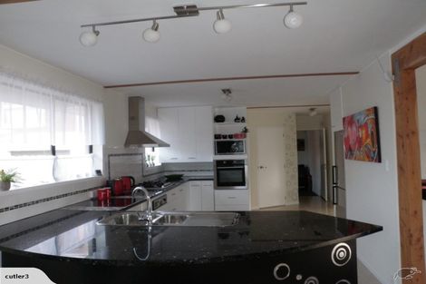 Photo of property in 52 Lochee Road, Upper Riccarton, Christchurch, 8041