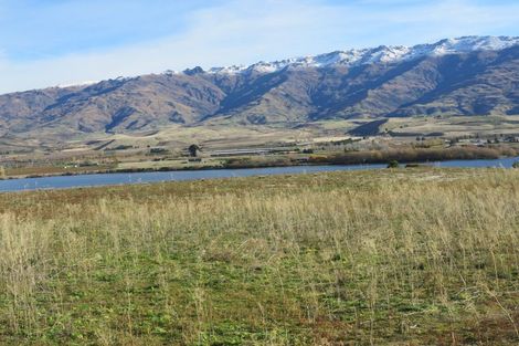 Photo of property in 38 Lakefront Terrace, Northburn, Cromwell, 9383