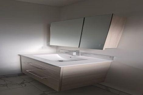 Photo of property in 6/17 Lowtherhurst Road, Massey, Auckland, 0614