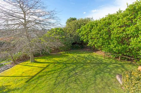 Photo of property in 7 Holiday Road, Stanmore Bay, Whangaparaoa, 0932
