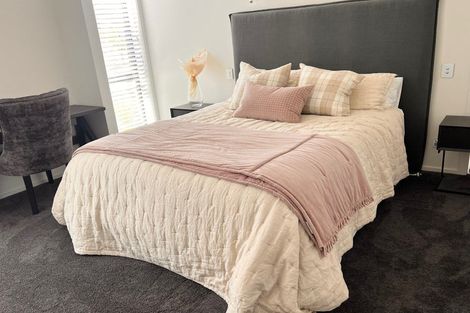 Photo of property in 10 Mccaw Mews, Wanaka, 9305