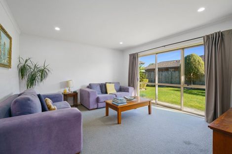 Photo of property in 24a Madison Street, Cambridge, 3434