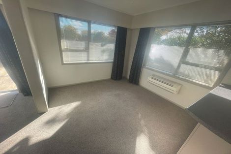 Photo of property in 150 Straven Road, Fendalton, Christchurch, 8014