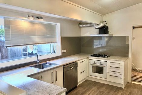 Photo of property in 20 Clovelly Road, Bucklands Beach, Auckland, 2012